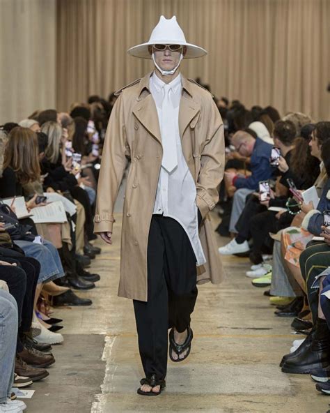 burberry men 2023